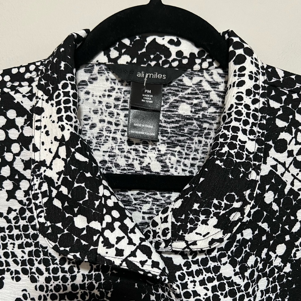 Ali Miles Abstract Patchwork Crop Topper Jacket S… - image 6